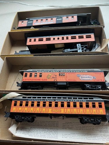 Lot roundhouse ho barnum - 4,